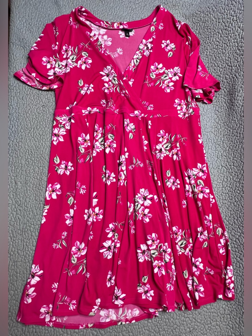 Torrid Women’s Pink Floral Print Short Sleeve Dress Size 2 Pink And White